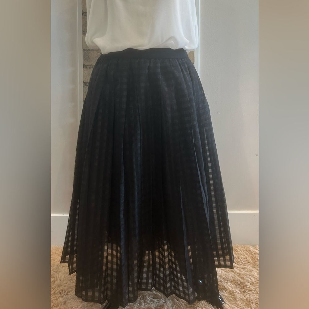 Elle Skirt Size 6